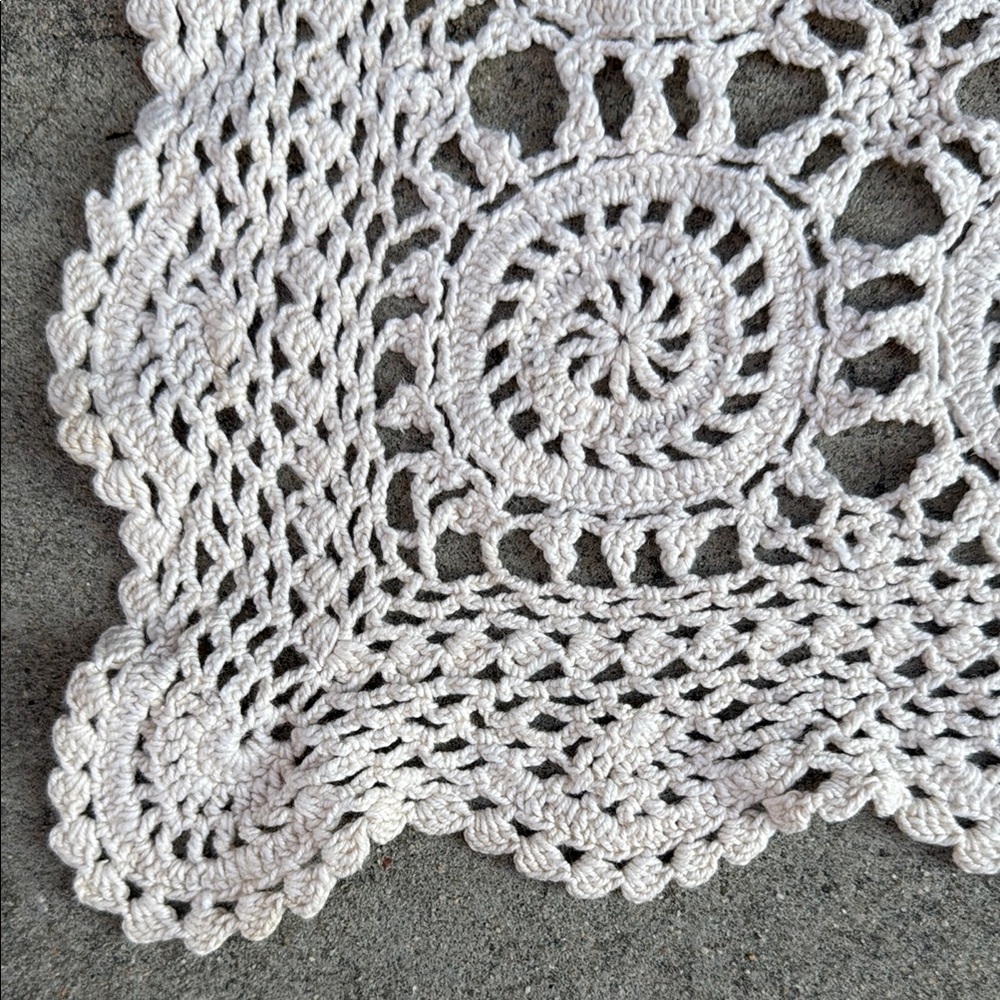 Vintage Handmade Crochet Doily - Picture 2 of 4